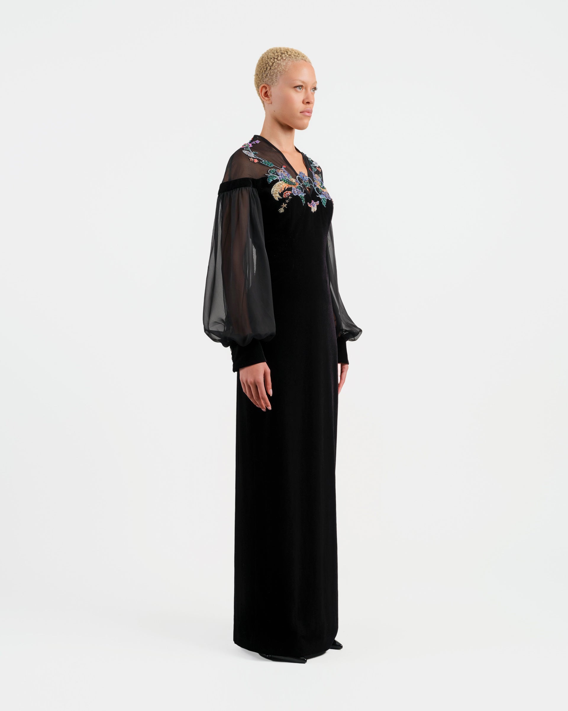 Phoenix Embroidered Sheath Gown with Lantern Sleeves – Sussiland